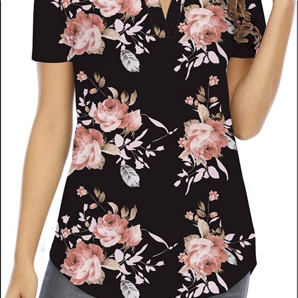 Beauhuty Medium Floral V-neck short sleeve blouse.  Worn once. - Picture 3 of 7